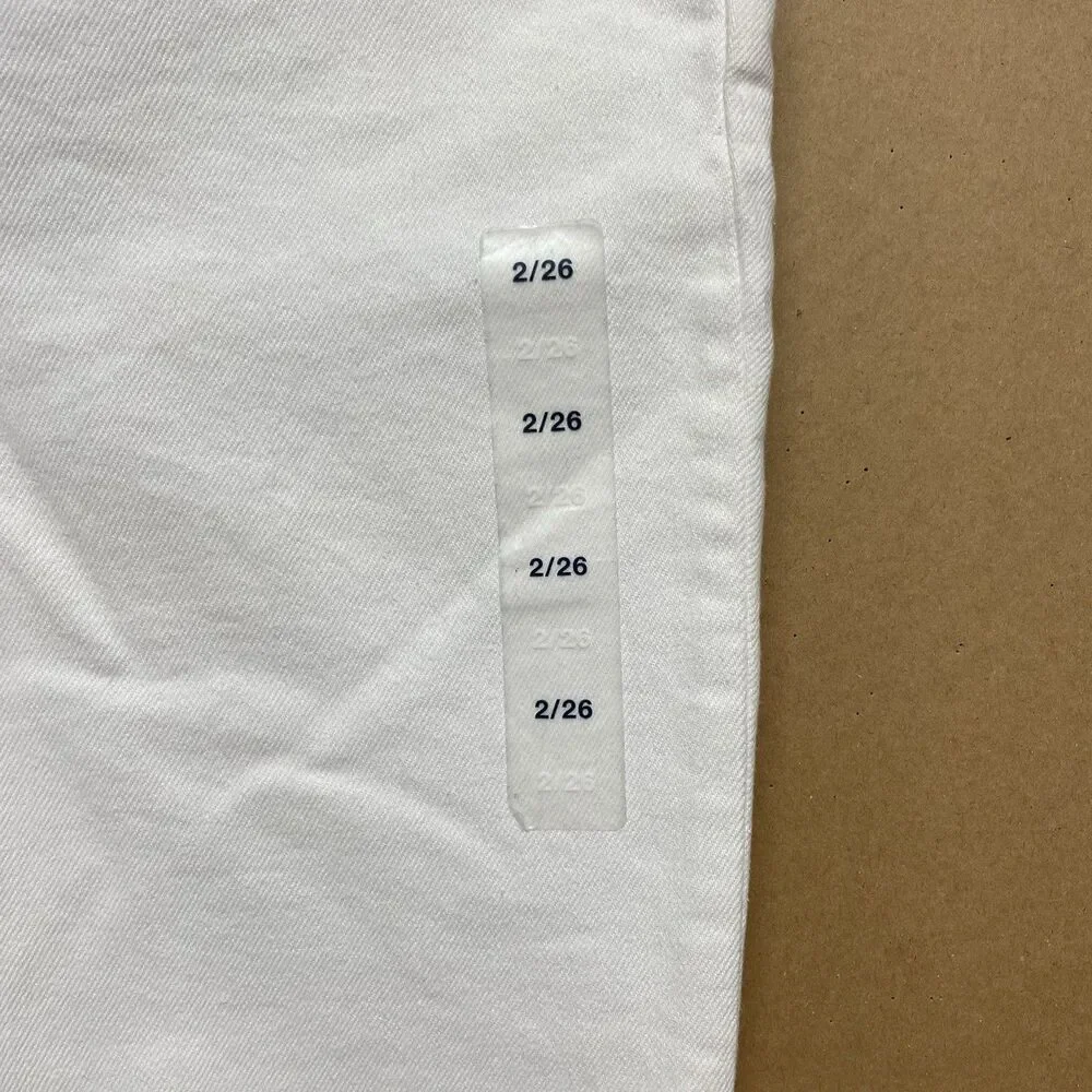 Gap High Rise Cigarette Slim Straight Women’s 2/26 White Stretch Ankle Jeans